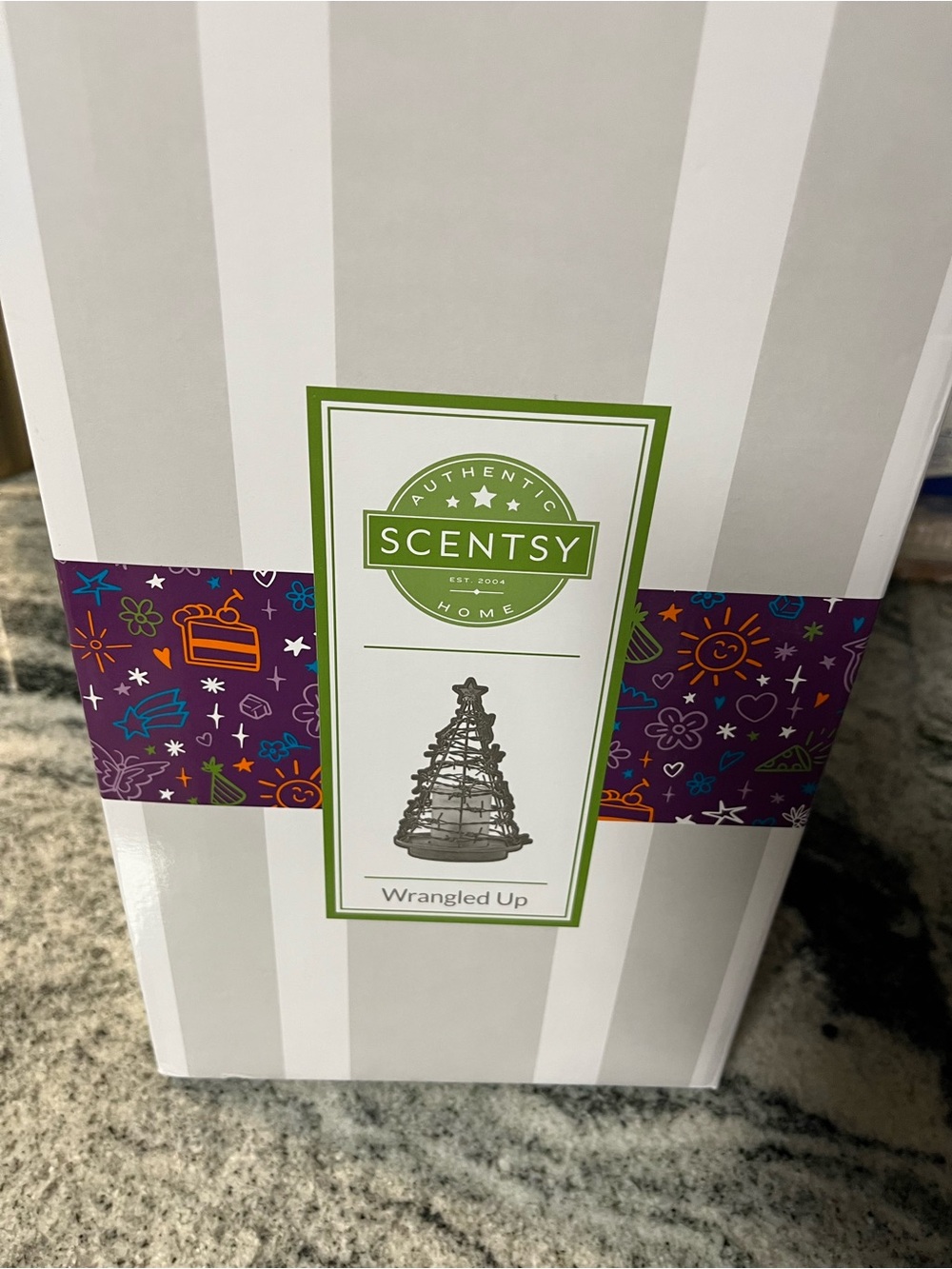 Scentsy Wrangled Up Barbed Wire Christmas Tree - Picture 11 of 13